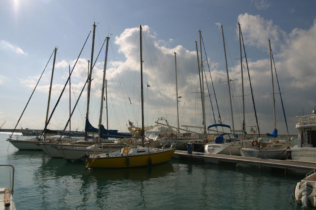 Hotel Nautico Pozzallo Exterior photo