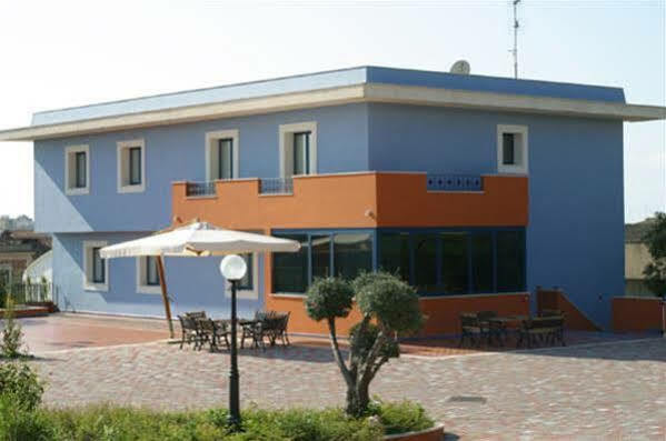 Hotel Nautico Pozzallo Exterior photo